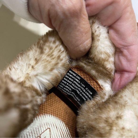 Woman’s Lugz Sprig Sneakers with fur lining brown size 7 NWOT H4 - Picture 11 of 11